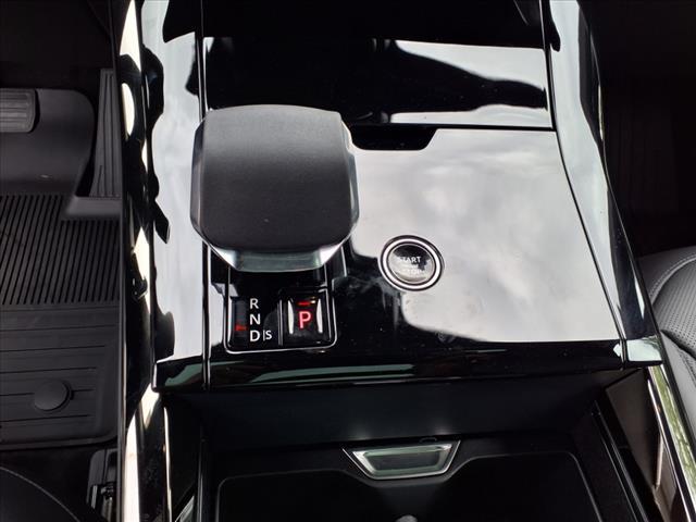 new 2025 Land Rover Range Rover Sport car, priced at $91,085