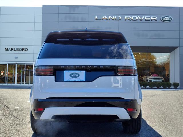 new 2025 Land Rover Discovery car, priced at $76,785