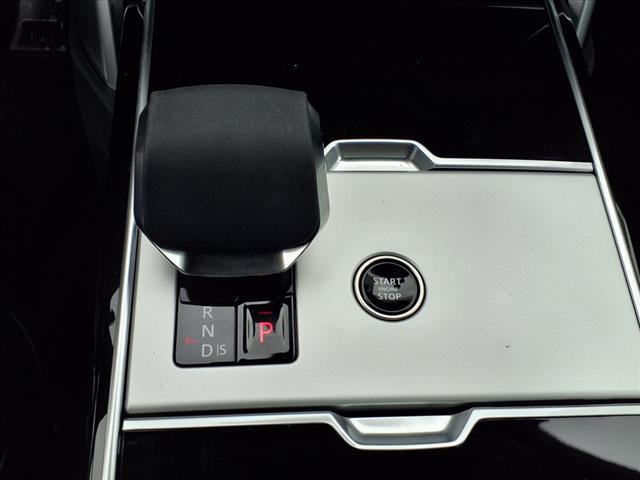 new 2025 Land Rover Range Rover car, priced at $119,975