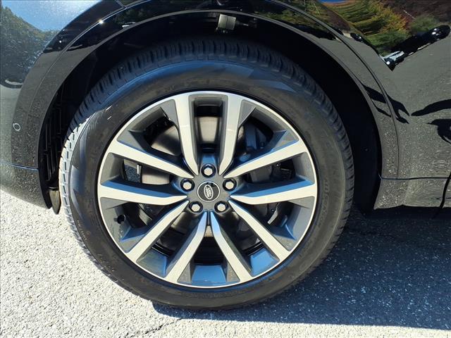 new 2026 Land Rover Discovery car, priced at $75,615