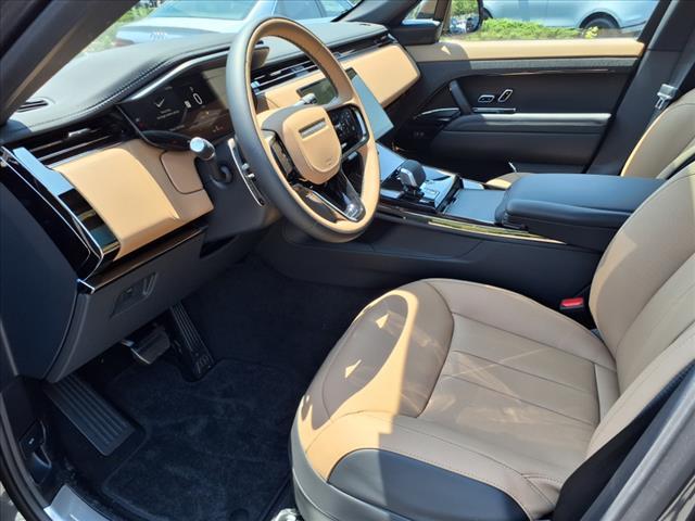new 2025 Land Rover Range Rover Sport car, priced at $121,525