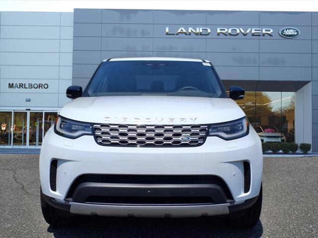 new 2025 Land Rover Discovery car, priced at $66,185