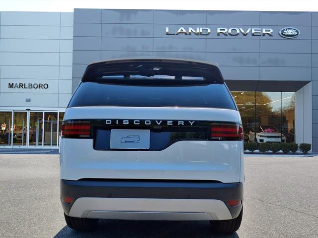 new 2025 Land Rover Discovery car, priced at $66,185