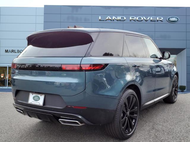 new 2025 Land Rover Range Rover Sport car, priced at $91,685