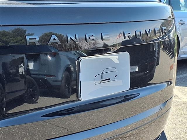 new 2025 Land Rover Range Rover car, priced at $139,415