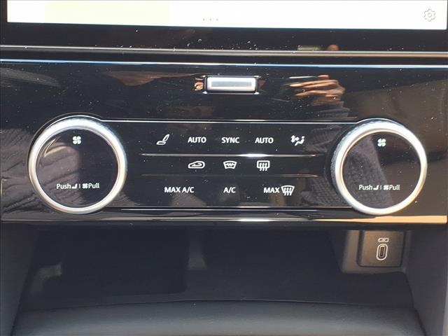 new 2026 Land Rover Discovery car, priced at $70,415