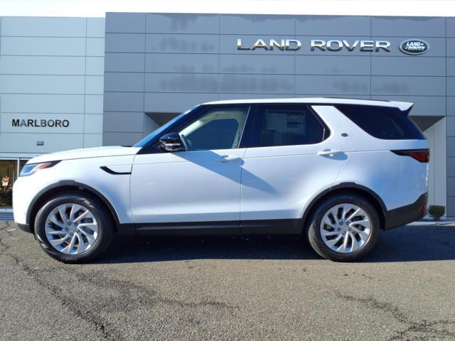 new 2025 Land Rover Discovery car, priced at $64,685