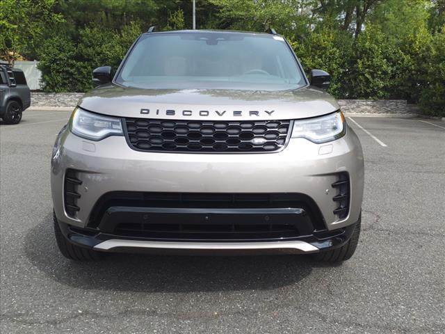 new 2024 Land Rover Discovery car, priced at $74,720