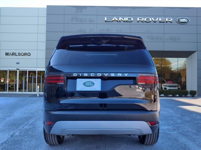 new 2025 Land Rover Discovery car, priced at $64,475