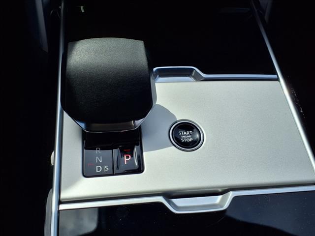 new 2025 Land Rover Range Rover car, priced at $141,365