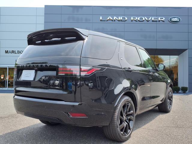 new 2025 Land Rover Discovery car, priced at $74,275