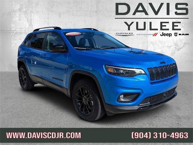 used 2023 Jeep Cherokee car, priced at $26,254