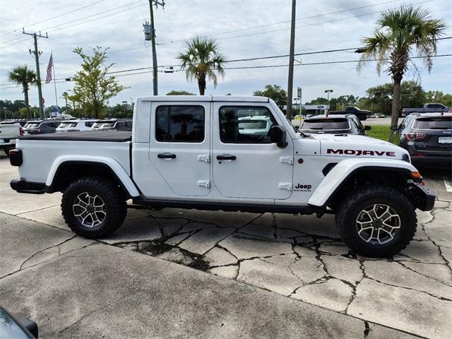 new 2024 Jeep Gladiator car, priced at $67,679