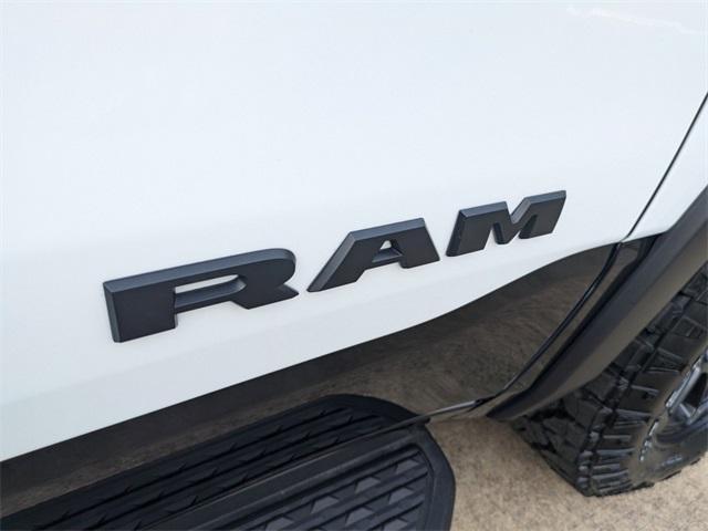 new 2025 Ram 1500 car, priced at $75,294