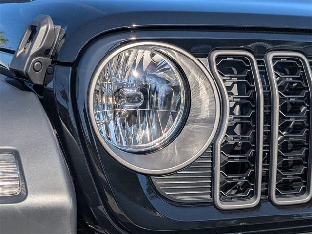 new 2025 Jeep Gladiator car, priced at $45,207