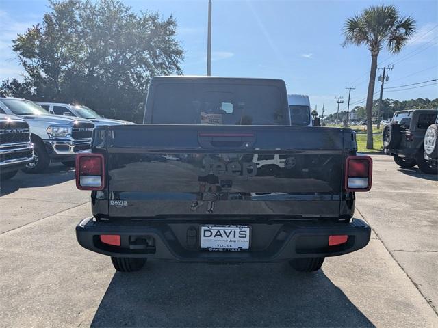 new 2025 Jeep Gladiator car, priced at $45,207