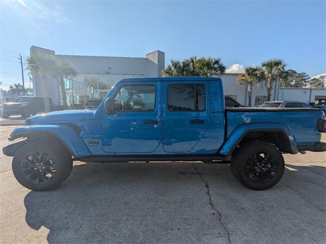 new 2025 Jeep Gladiator car, priced at $46,230