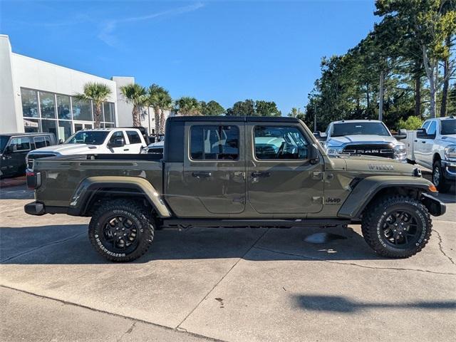 new 2025 Jeep Gladiator car, priced at $48,447
