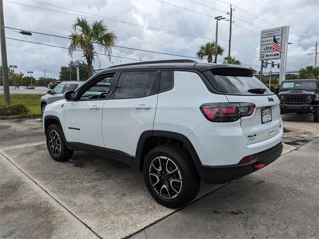 new 2025 Jeep Compass car, priced at $39,147