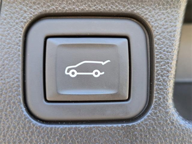 used 2023 GMC Acadia car, priced at $29,254
