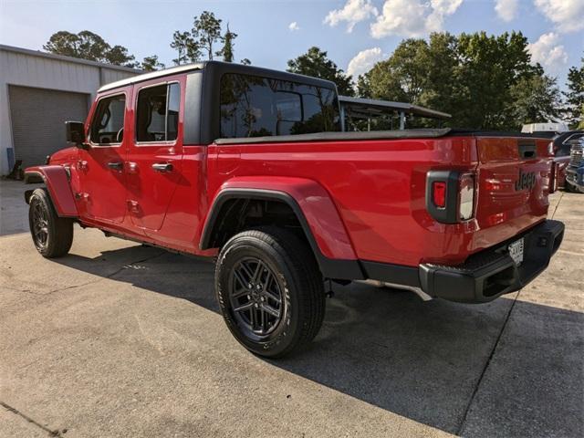 new 2024 Jeep Gladiator car, priced at $54,031