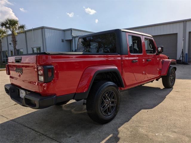 new 2024 Jeep Gladiator car, priced at $54,031