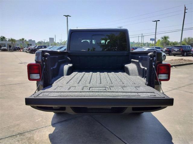 new 2024 Jeep Gladiator car, priced at $52,028