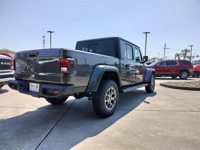 new 2024 Jeep Gladiator car, priced at $52,028