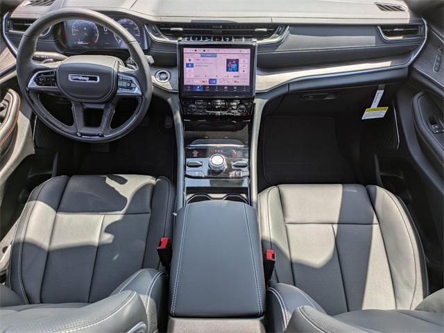 new 2025 Jeep Grand Cherokee car, priced at $63,140