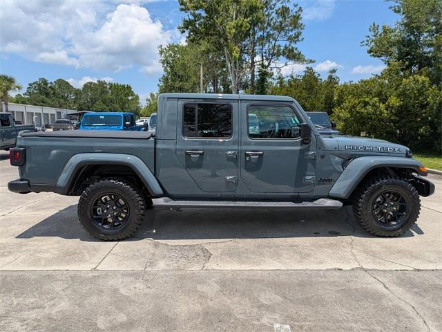 new 2025 Jeep Gladiator car, priced at $50,405