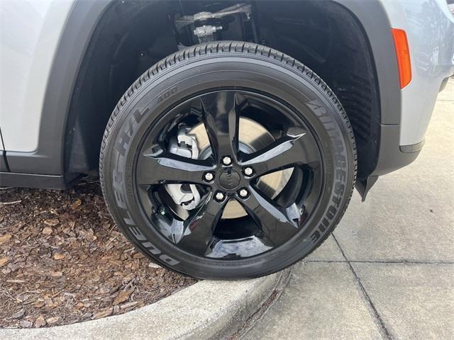 new 2025 Jeep Grand Cherokee L car, priced at $51,170