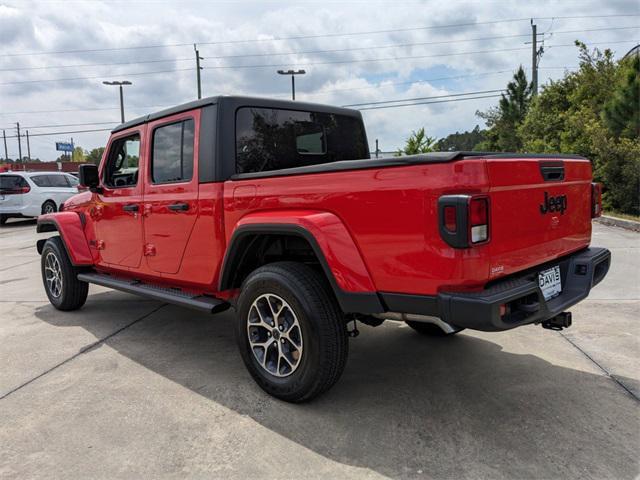 new 2024 Jeep Gladiator car, priced at $56,246