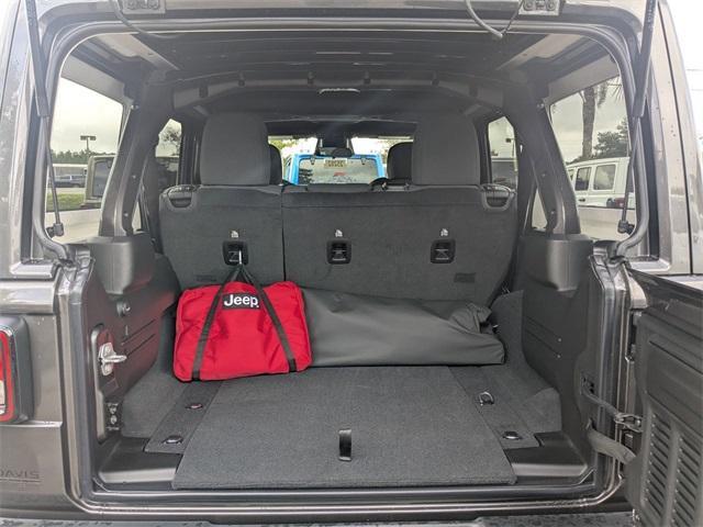 new 2025 Jeep Wrangler car, priced at $48,082