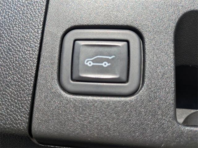 used 2024 Cadillac XT4 car, priced at $29,454