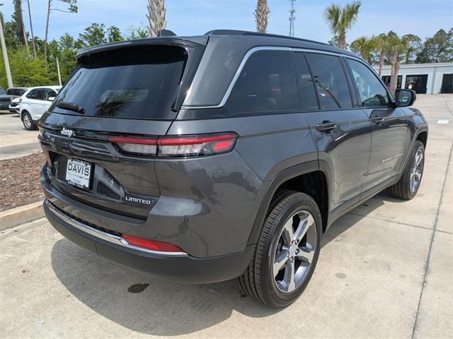 new 2025 Jeep Grand Cherokee car, priced at $51,599