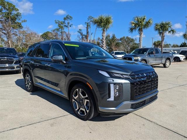 used 2024 Hyundai Palisade car, priced at $39,454