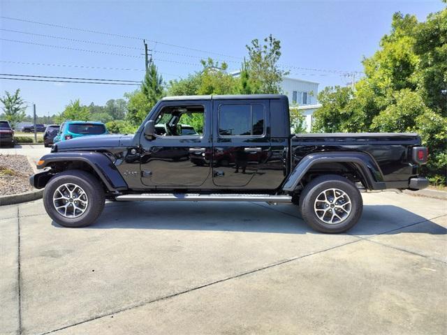 new 2024 Jeep Gladiator car, priced at $56,246