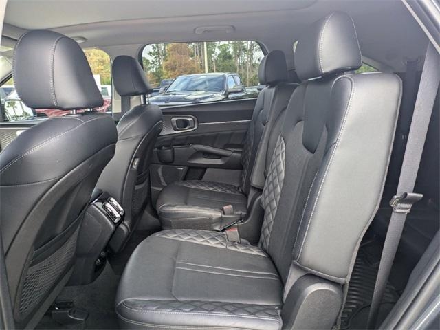 used 2021 Kia Sorento car, priced at $26,454