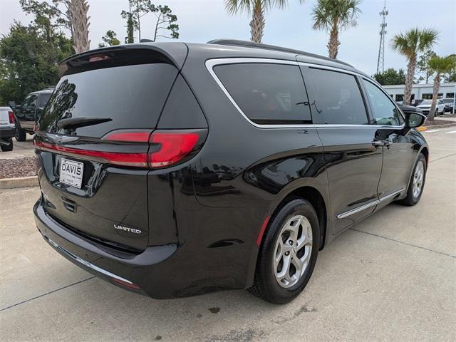used 2023 Chrysler Pacifica car, priced at $28,454