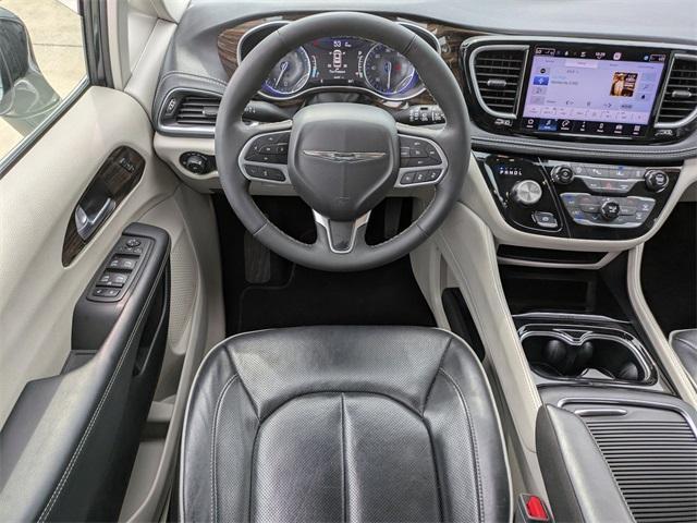 used 2023 Chrysler Pacifica car, priced at $28,454