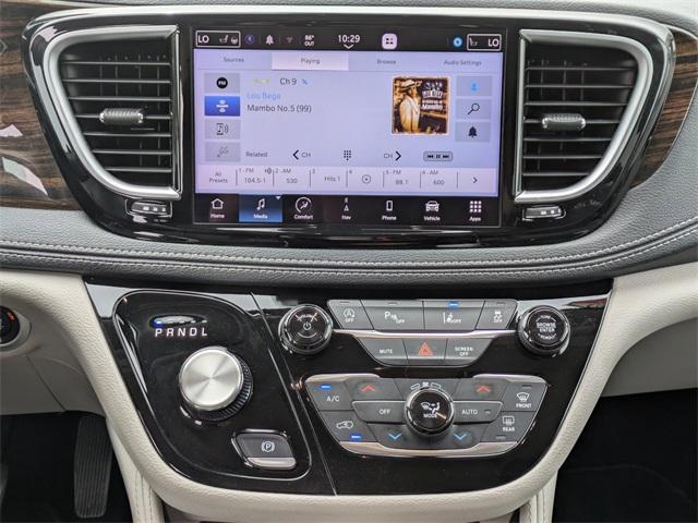 used 2023 Chrysler Pacifica car, priced at $28,454
