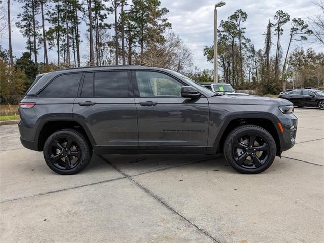 new 2024 Jeep Grand Cherokee car, priced at $49,976