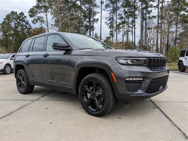 new 2024 Jeep Grand Cherokee car, priced at $49,976