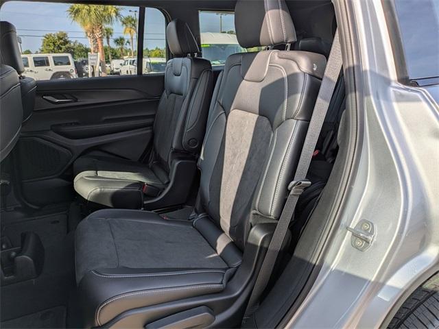 new 2025 Jeep Grand Cherokee L car, priced at $48,375