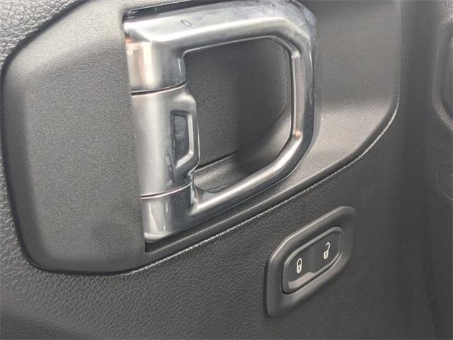 new 2025 Jeep Wrangler car, priced at $36,725