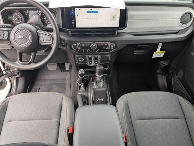 new 2025 Jeep Wrangler car, priced at $36,725