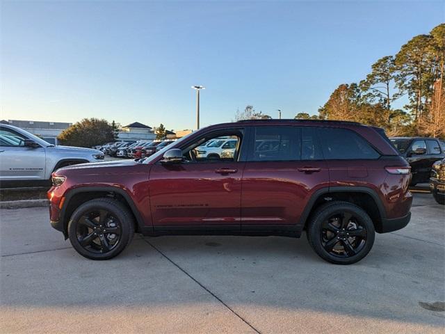 new 2025 Jeep Grand Cherokee car, priced at $55,460