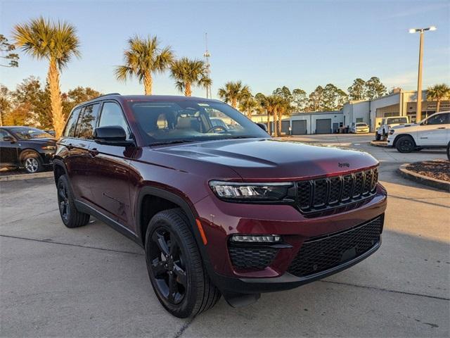 new 2025 Jeep Grand Cherokee car, priced at $55,460