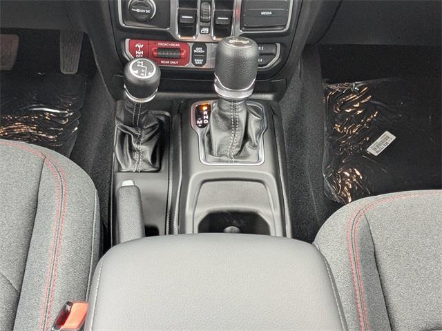 new 2025 Jeep Wrangler car, priced at $61,526