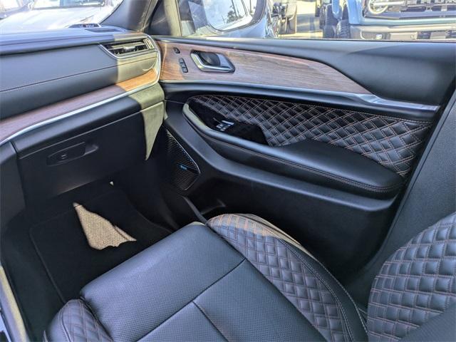 used 2023 Jeep Grand Cherokee car, priced at $41,954